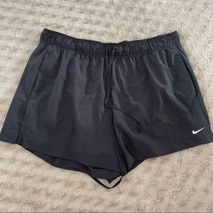 Black Nike shorts